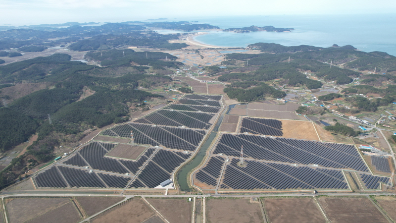 GS건설이 충남 태안군에 준공한 '태안 햇들원 태양광 발전소' 전경. 사진=GS건설